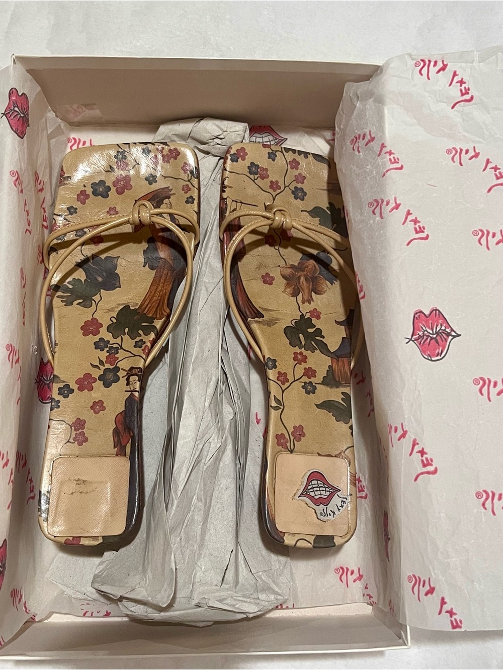 Sexy Kiss Leather Thong Sandals Size 40 Cinese/Camel - Picture 10 of 11